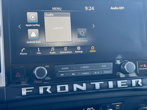 Used 2025 Nissan Frontier SV w/ SV Convenience Package AWD/4WD image 5