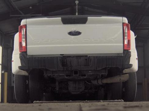 Used 2023 Ford F350 XL image 9