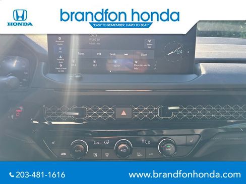 Used 2023 Honda Accord EX-L image 19
