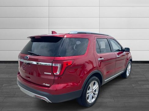 Used 2017 Ford Explorer Limited w/ Equipment Group 301A FWD image 5