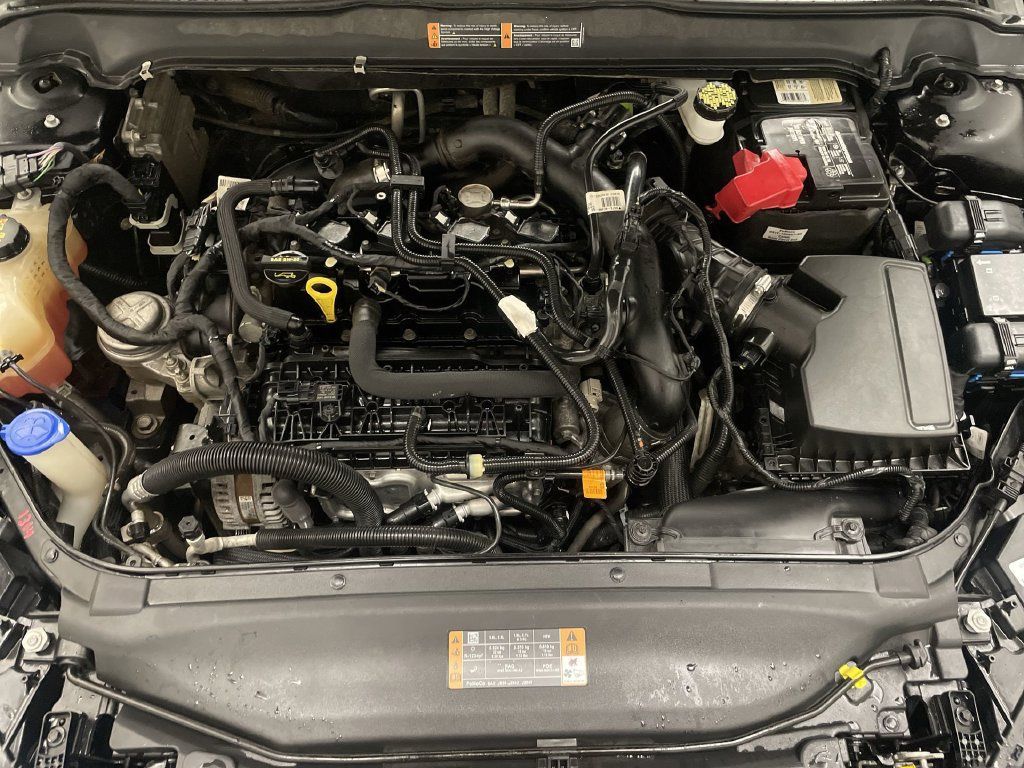 Used 2020 Ford Fusion SEL FWD image 23
