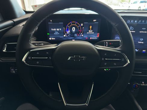 New 2026 Chevrolet Traverse LT w/ Midnight/Sport Edition image 9