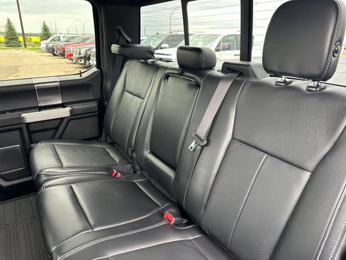 Used 2019 Ford F150 Lariat w/ Equipment Group 502A Luxury AWD/4WD image 27