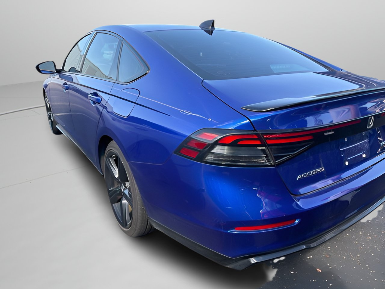 Used 2025 Honda Accord Sport image 13