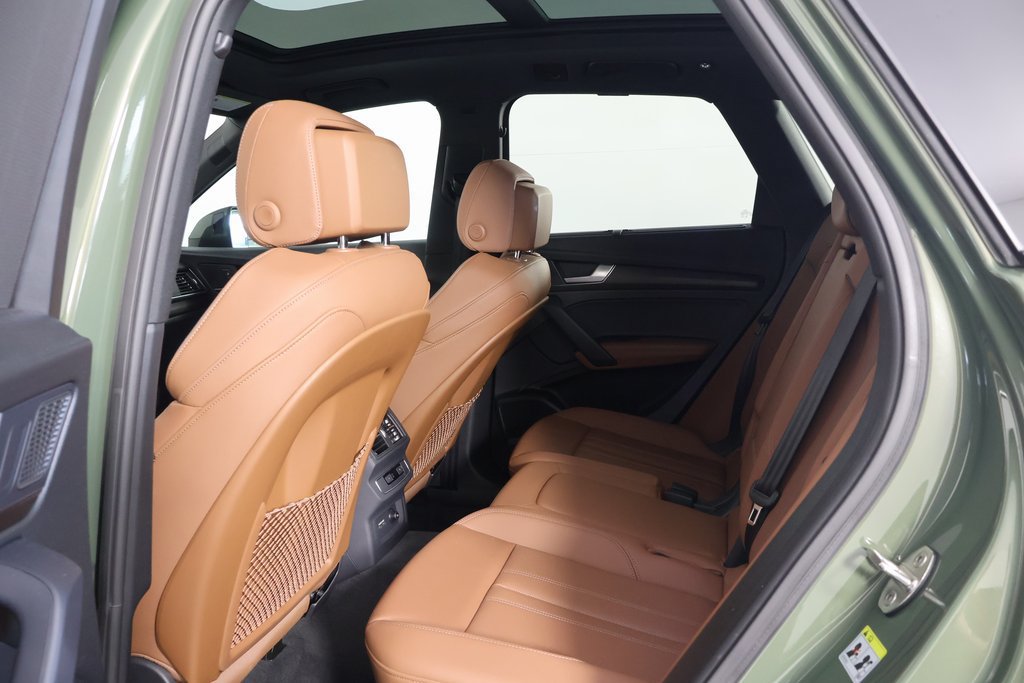 Used 2024 Audi Q5 e Premium Plus w/ Premium Plus Package AWD/4WD image 11
