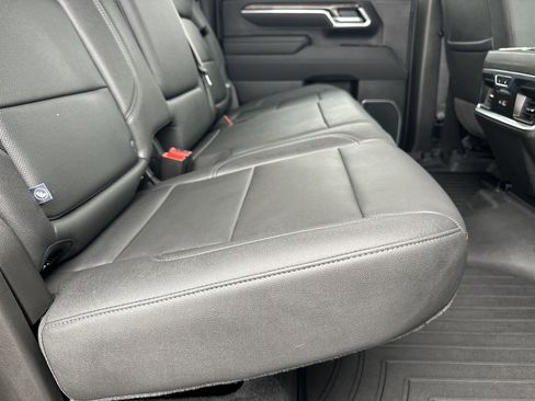 Certified 2025 Chevrolet Silverado 2500 LTZ w/ LTZ Plus Package image 16