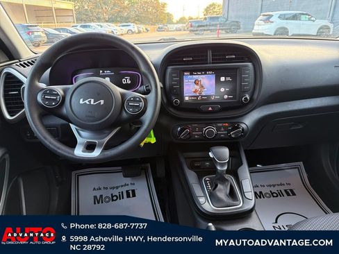 Used 2024 Kia Soul LX w/ Option Group 015 FWD image 26