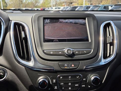 Used 2023 Chevrolet Equinox LT image 26
