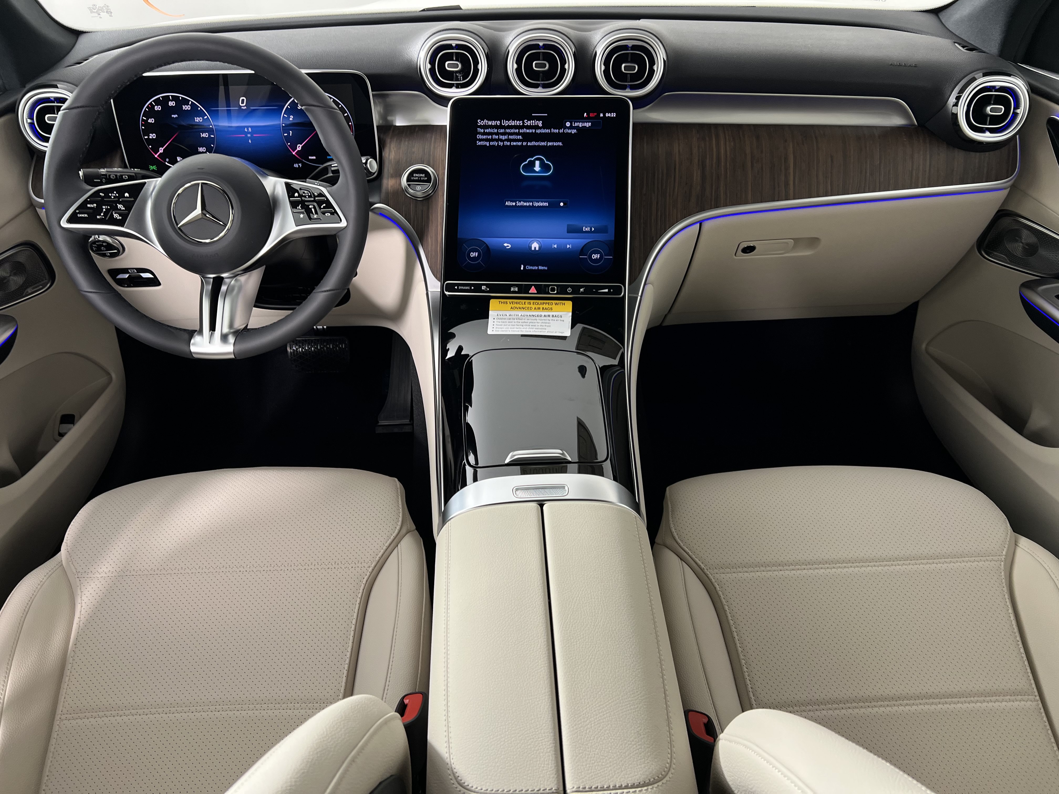 Used 2026 Mercedes-Benz GLC 300 4MATIC image 21