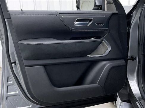 Certified 2025 INFINITI QX80 Sensory AWD/4WD image 22