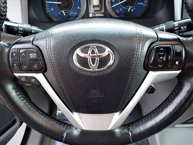Used 2017 Toyota Sienna XLE Premium w/ Protection Package FWD image 19