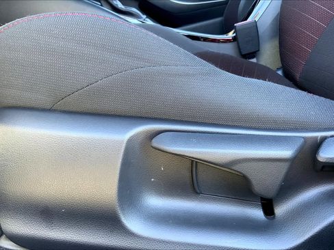 Used 2024 Toyota Corolla SE image 34