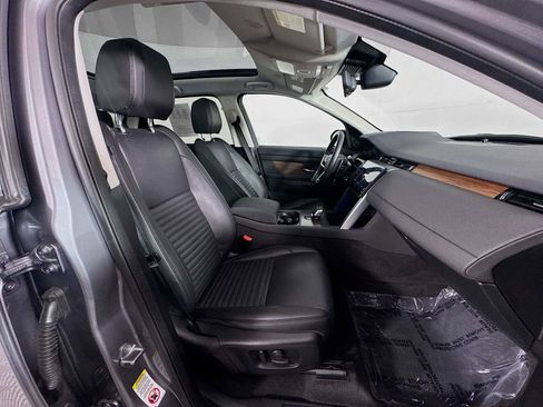 Used 2025 Land Rover Discovery Sport S image 27