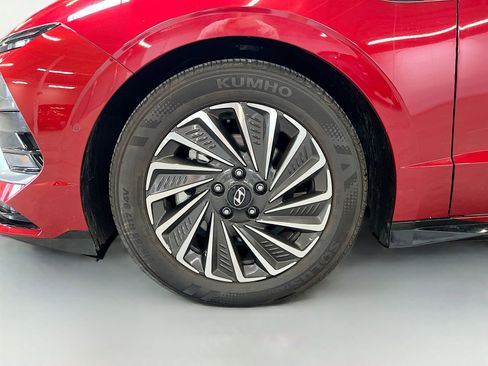 Used 2024 Hyundai Sonata Limited image 33