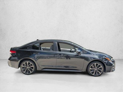 Used 2022 Toyota Corolla SE FWD image 4