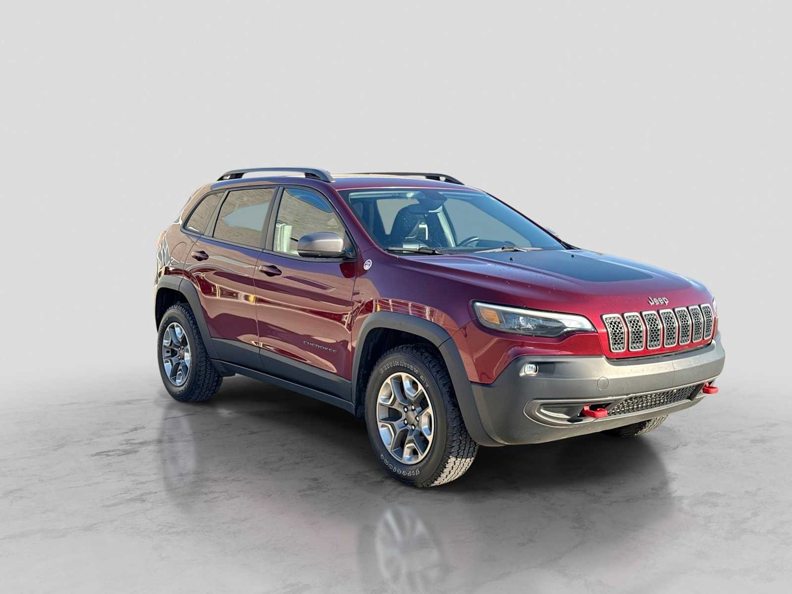 Used 2019 Jeep Cherokee Trailhawk w/ Cold Weather Group AWD/4WD image 8