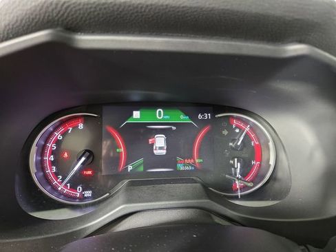 Used 2025 Toyota RAV4 XLE image 16