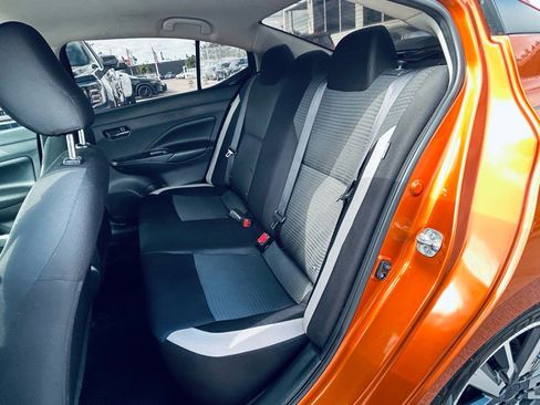 Used 2020 Nissan Versa SV image 11