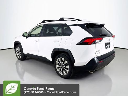 Used 2019 Toyota RAV4 XLE Premium w/ All Weather Liner Package image 5