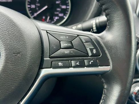 Used 2023 Nissan Sentra SV FWD image 17