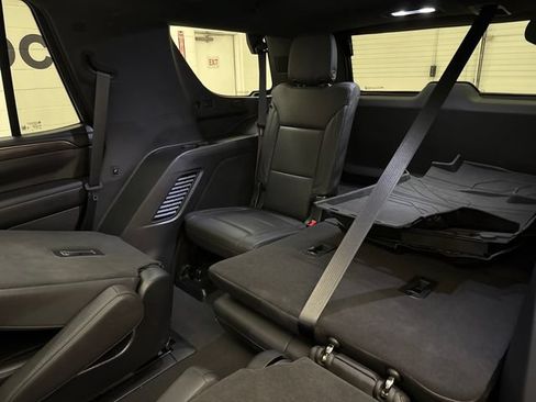 Used 2023 Chevrolet Tahoe LT w/ LT Signature Plus Package AWD/4WD image 23