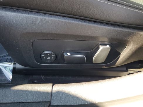 Used 2025 BMW 330i Sedan image 19