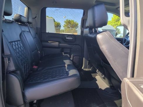 Used 2022 Chevrolet Silverado 2500 Custom w/ Custom Value Package AWD/4WD image 33
