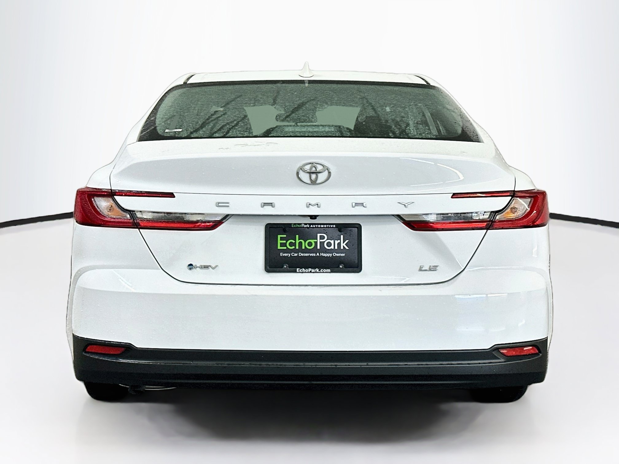 Used 2025 Toyota Camry LE FWD image 7