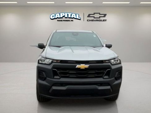 Used 2024 Chevrolet Colorado W/T w/ WT Convenience Package image 8