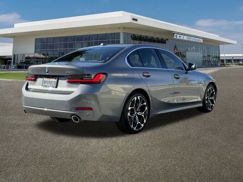 Used 2025 BMW 330i Sedan w/ Convenience Package image 11