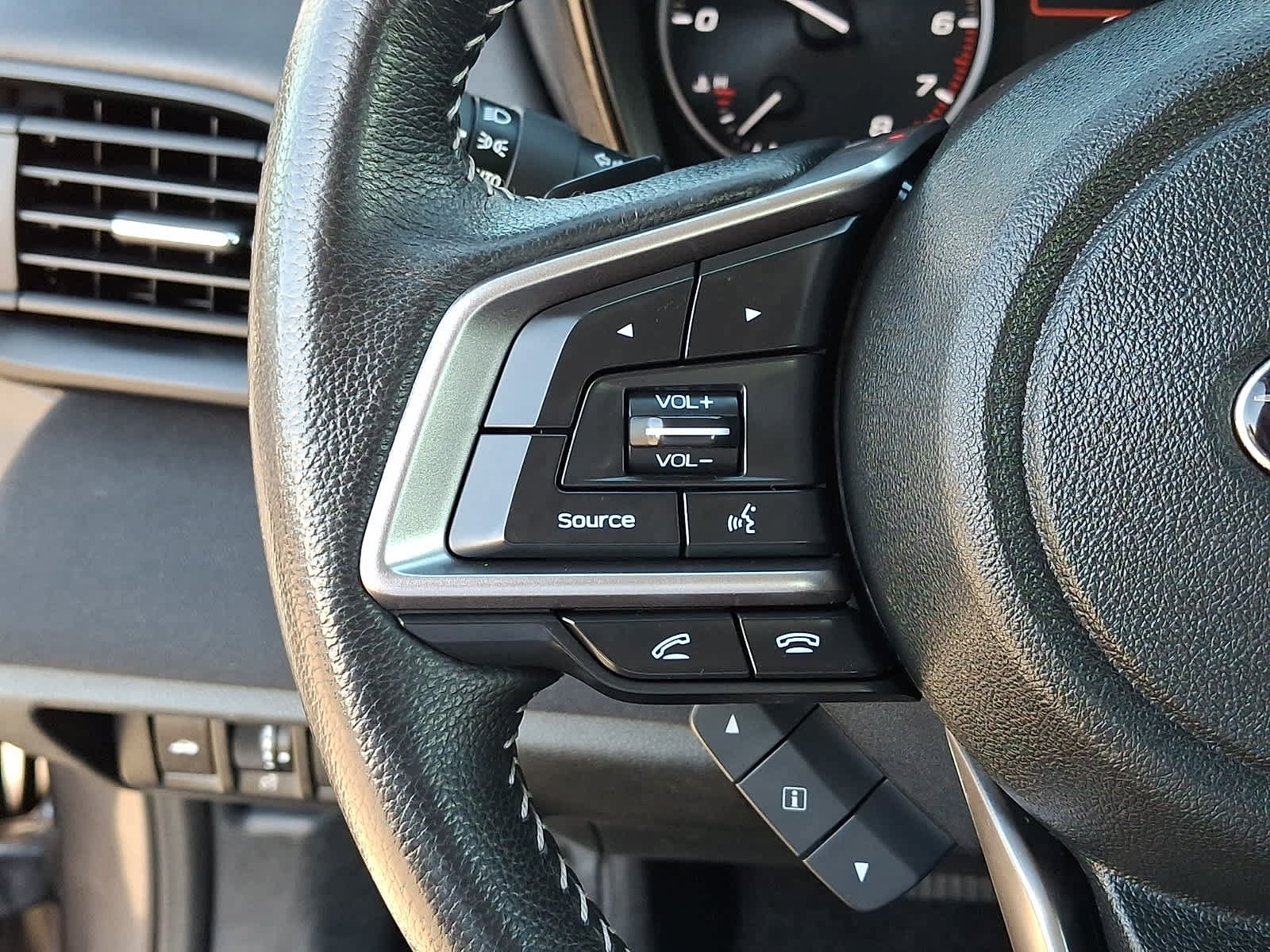 Used 2022 Subaru Legacy Premium AWD/4WD image 23