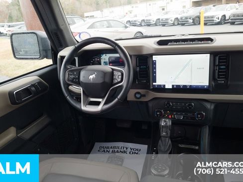 Used 2023 Ford Bronco Wildtrak image 22