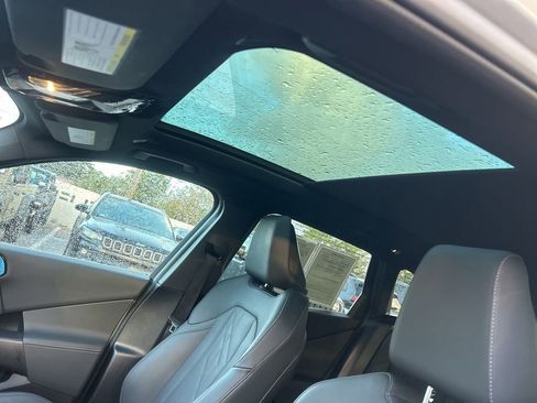 Used 2025 BMW X3 xDrive30i image 10