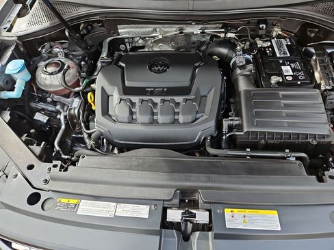 Used 2021 Volkswagen Tiguan SE image 21