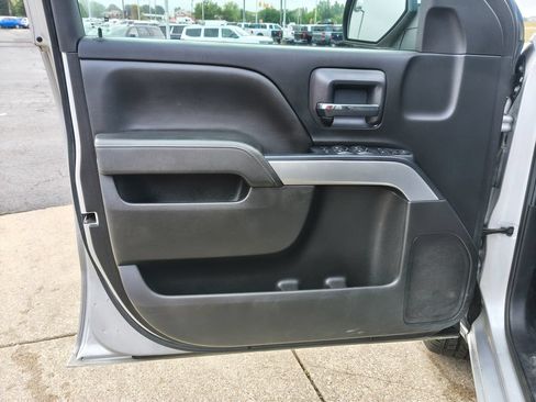 Used 2018 Chevrolet Silverado 1500 LT w/ All Star Edition AWD/4WD image 9