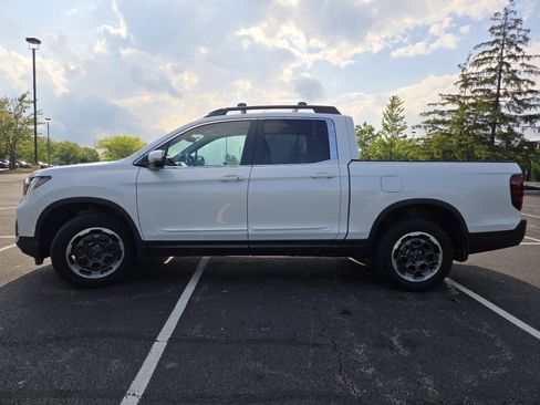 Certified 2024 Honda Ridgeline RTL image 19