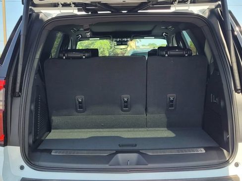 New 2026 GMC Yukon Denali w/ Denali Reserve Package AWD/4WD image 9