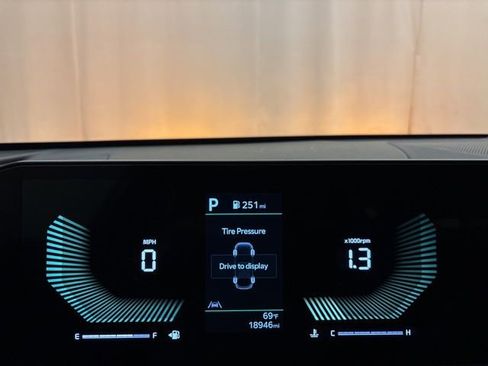 Certified 2025 Kia K5 GT FWD image 12