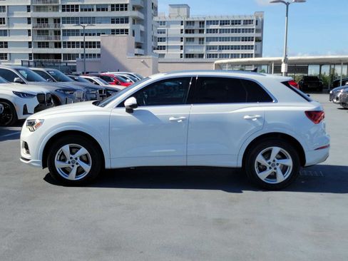 Used 2020 Audi Q3 2.0T Premium Plus AWD/4WD image 3
