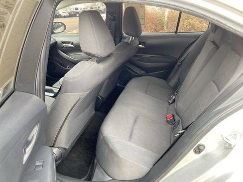 Used 2020 Toyota Corolla LE image 46
