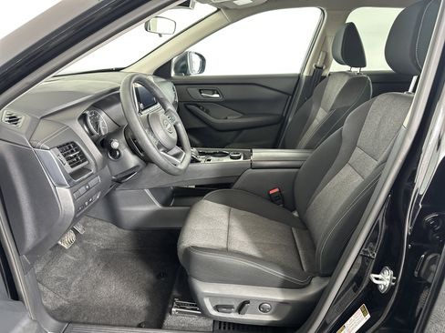 Certified 2024 Nissan Rogue SV image 6