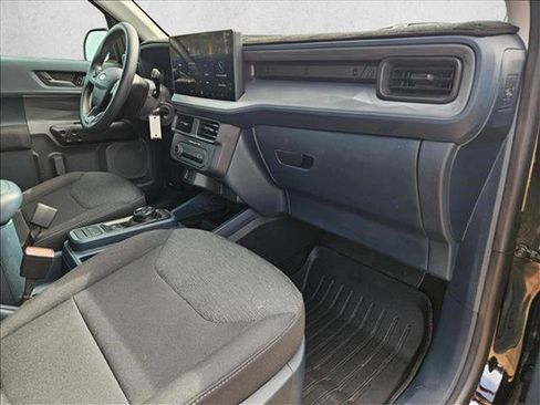 Used 2025 Ford Maverick XL w/ Equipment Group 102A AWD/4WD image 20