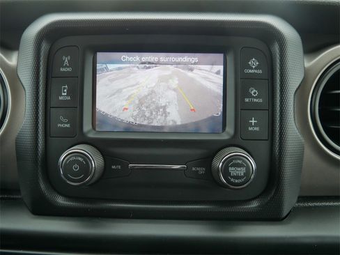 Used 2020 Jeep Wrangler Unlimited Sport image 24