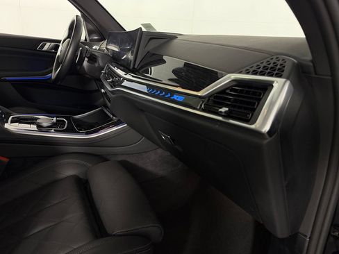 Used 2026 BMW X5 xDrive40i AWD/4WD image 33