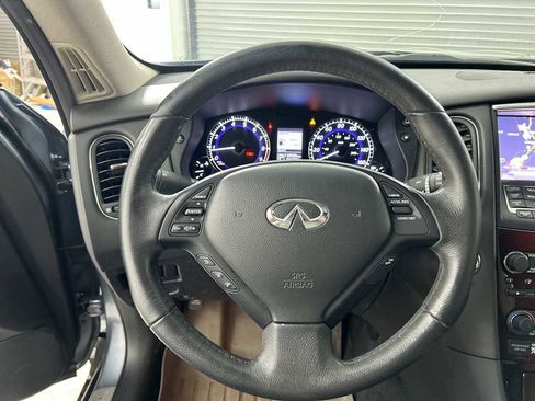 Used 2017 INFINITI QX50 AWD w/ Premium Plus Package image 11