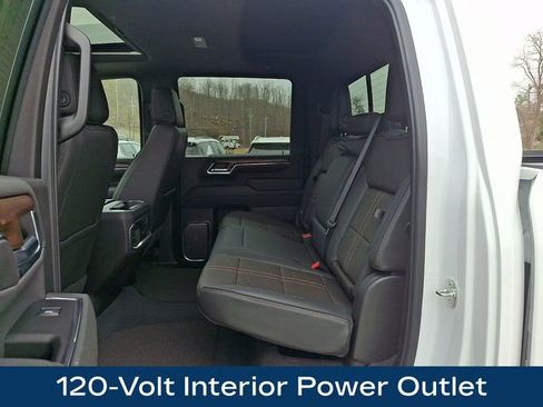 Used 2024 Chevrolet Silverado 2500 High Country image 22