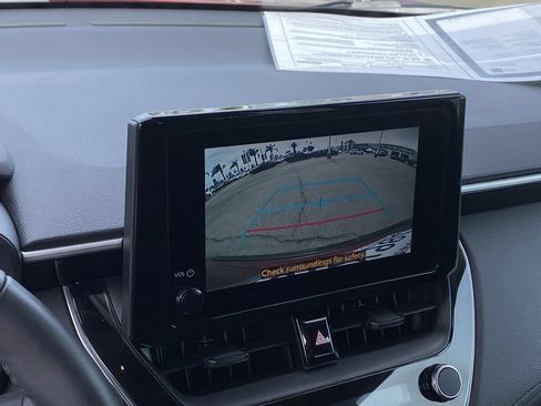 Certified 2026 Toyota Corolla Cross LE w/ Moonroof Package FWD image 31