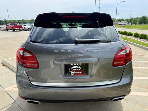 Used 2013 Porsche Cayenne Diesel AWD/4WD image 7