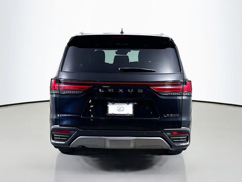 Certified 2024 Lexus LX 600 4WD w/ Luxury Package image 6