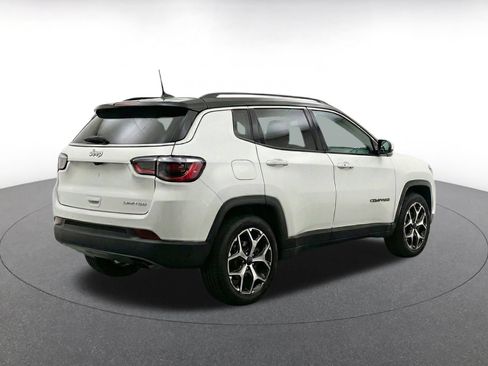 Used 2025 Jeep Compass Limited AWD/4WD image 10